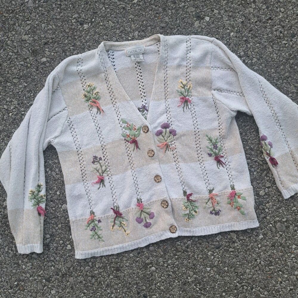 Vintage Mandal Bay Floral Large Embroidery Cardigan Sweater Granny/Cottage Core